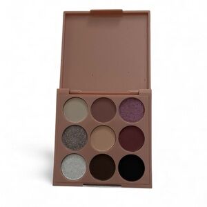 Estate Matte and Shimmer Eyeshadow Palette